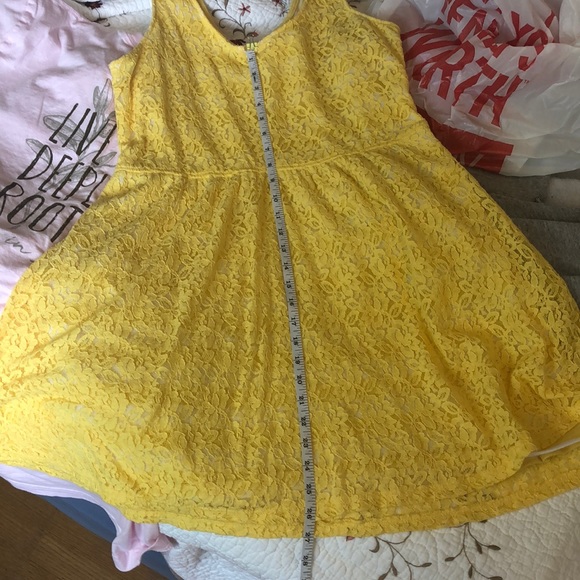 Springtime Yellow Dress - Picture 6 of 6